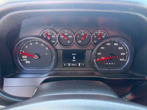 Used 2022 Chevrolet Silverado 1500 Custom image 12