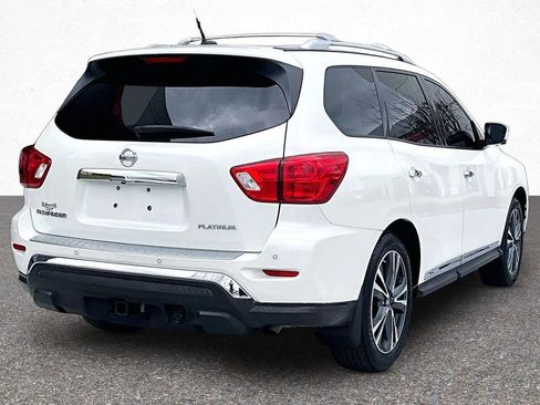 Used 2017 Nissan Pathfinder Platinum image 6