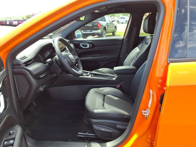 New 2026 Jeep Compass Latitude AWD/4WD image 6