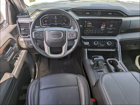 Used 2024 GMC Sierra 1500 Denali w/ Denali Reserve Package AWD/4WD image 21