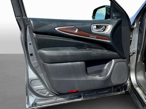 Used 2017 INFINITI QX60 Luxe w/ Deluxe Technology Package image 17