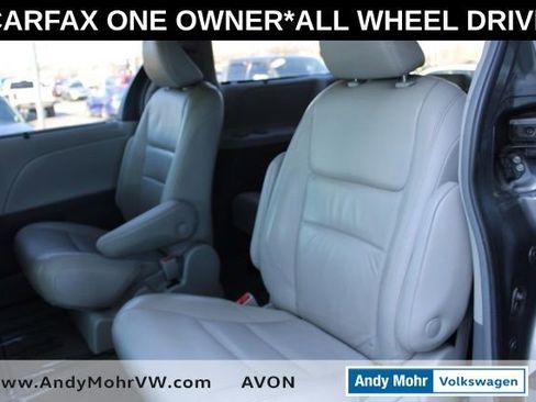 Used 2018 Toyota Sienna XLE w/ XLE Navigation Package AWD/4WD image 23