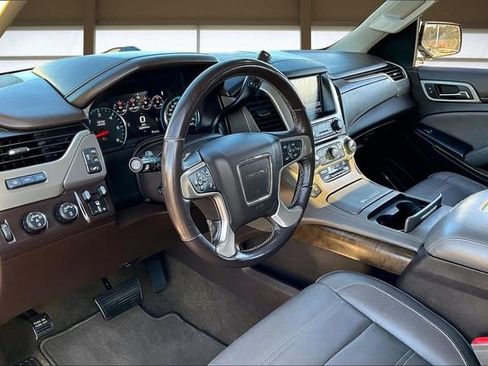 Used 2018 GMC Yukon Denali image 14