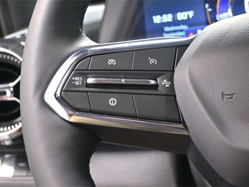 New 2026 Chevrolet Equinox LT w/ Convenience Package II image 18