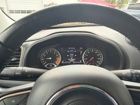 Used 2017 Jeep Renegade Trailhawk AWD/4WD image 17