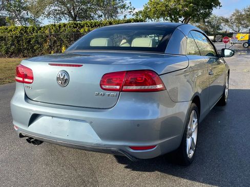 Used 2012 Volkswagen Eos Lux w/ Tech Pkg image 9