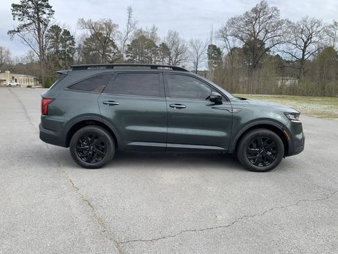 Used 2022 Kia Sorento S w/ Panoramic Sunroof Package image 8