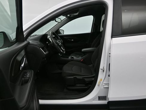 Used 2024 GMC Terrain SLE FWD image 20