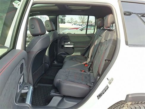 New 2026 Mercedes-Benz GLB 250 GLB 250 image 8