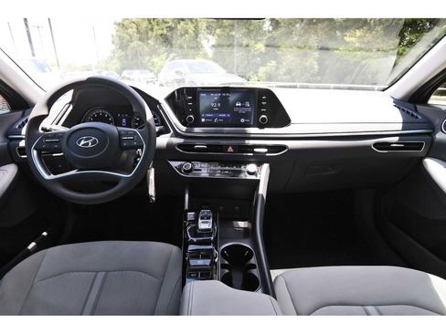 Used 2023 Hyundai Sonata SE FWD image 7