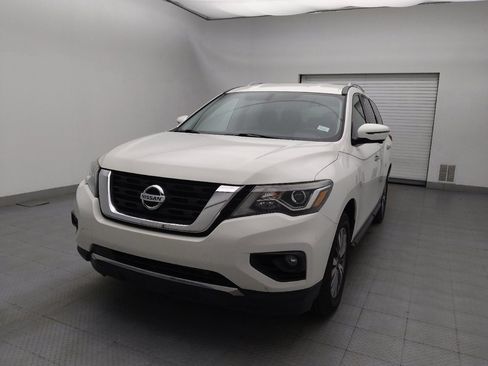 Used 2020 Nissan Pathfinder SL FWD image 15