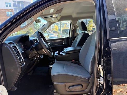 Used 2021 RAM 1500 Classic SLT AWD/4WD image 8