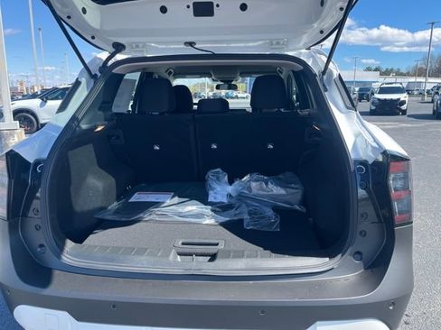 New 2026 Nissan Kicks SV w/ Cold Weather Package FWD image 33