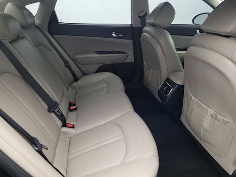 Used 2018 Kia Optima EX w/ Premium Package image 19