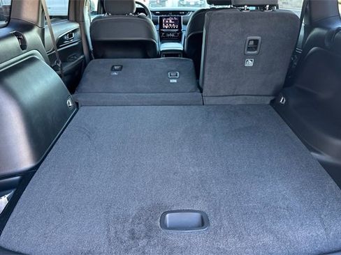 New 2025 Jeep Grand Cherokee Laredo X image 15