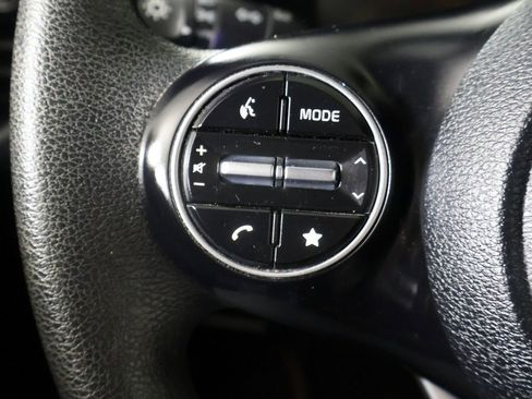 Used 2023 Kia Soul LX w/ LX Technology Package FWD image 36