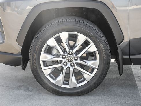 Used 2023 Toyota RAV4 XLE Premium AWD/4WD image 10