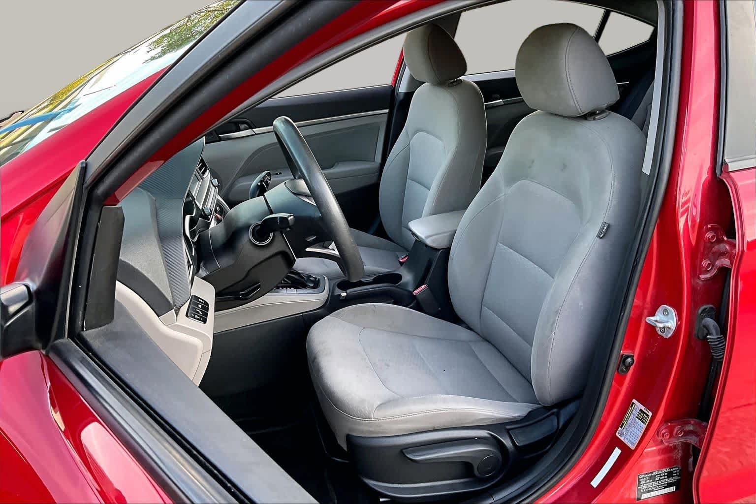 Used 2020 Hyundai Elantra SEL FWD image 8