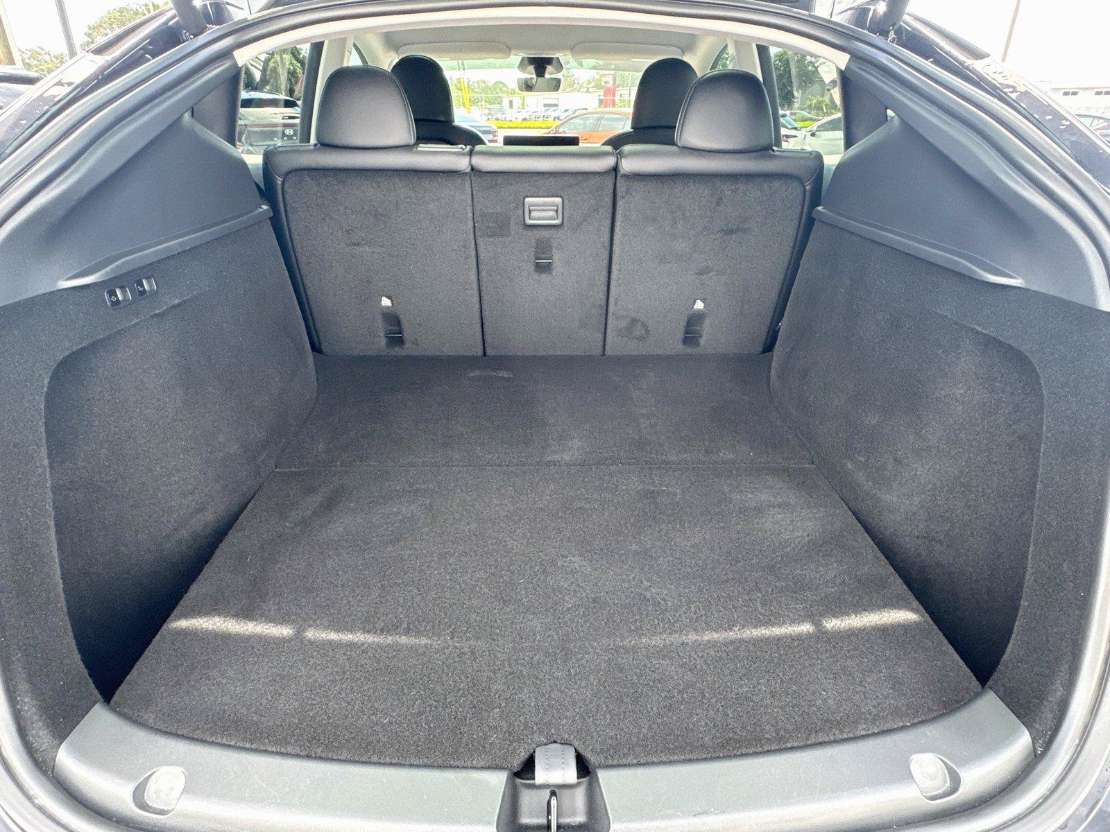 Used 2025 Tesla Model Y Long Range RWD image 24
