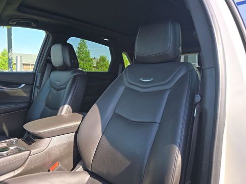 Used 2024 Cadillac XT5 Premium Luxury FWD image 25