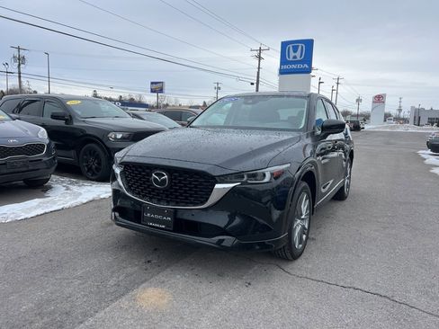 Used 2025 MAZDA CX-5 AWD 2.5 S w/ Premium Plus Pkg image 1