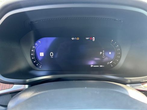 Used 2024 Volvo S60 B5 Plus FWD image 24