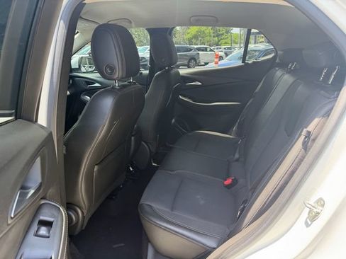 Used 2023 Buick Encore GX Preferred FWD image 16