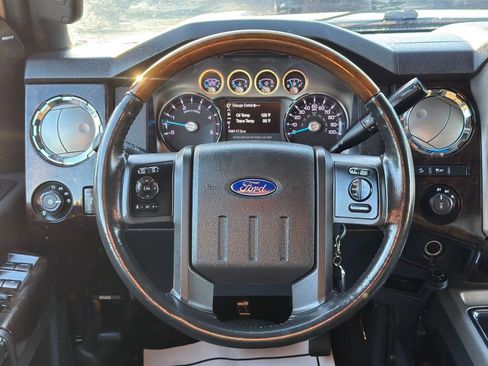 Used 2013 Ford F250 Platinum w/ FX4 Off Road Pkg image 30