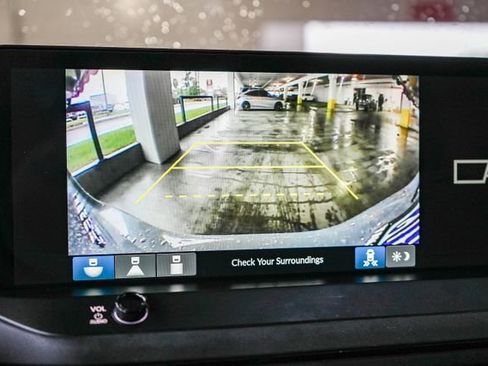 Certified 2025 Honda Accord Sport image 25