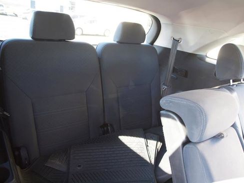 Used 2019 Kia Sorento FWD image 8