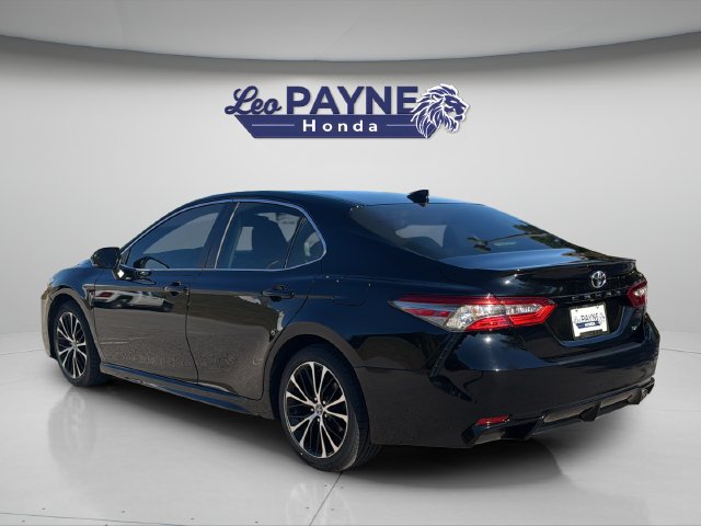Used 2019 Toyota Camry SE w/ Convenience Package FWD image 23