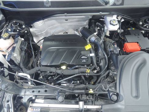 Used 2023 Buick Encore GX Preferred w/ Cold Weather Comfort Package FWD image 34