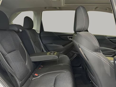 Used 2021 Subaru Forester Premium AWD/4WD image 23