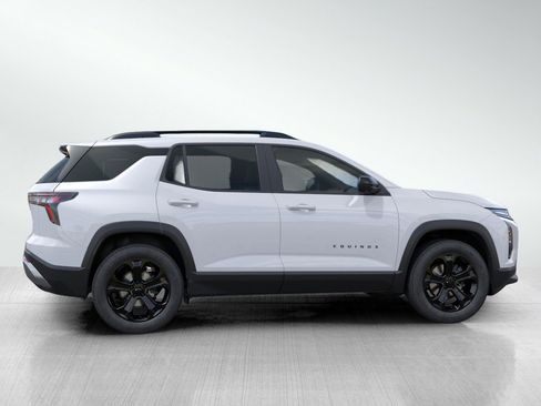 New 2026 Chevrolet Equinox LT AWD/4WD image 6
