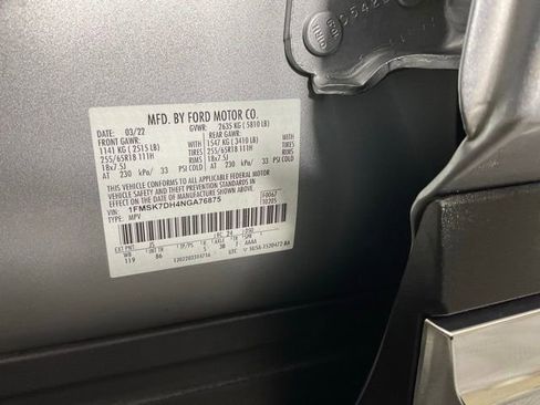 Used 2022 Ford Explorer XLT image 26