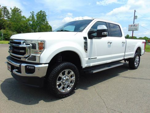 Used 2020 Ford F350 Lariat w/ Lariat Ultimate Package AWD/4WD image 25