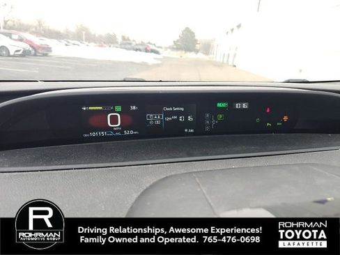 Used 2021 Toyota Prius Limited w/ Premium Convenience Package image 10