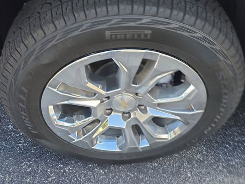 Used 2024 Chevrolet Silverado 1500 LTZ image 8