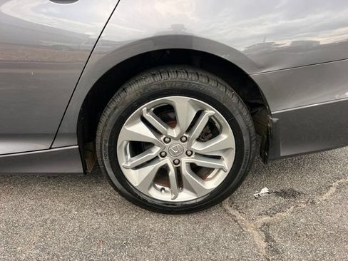 Used 2020 Honda Accord LX image 27
