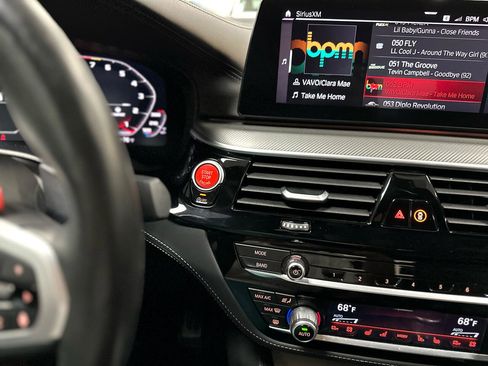 Used 2020 BMW M5 w/ Executive Package image 25