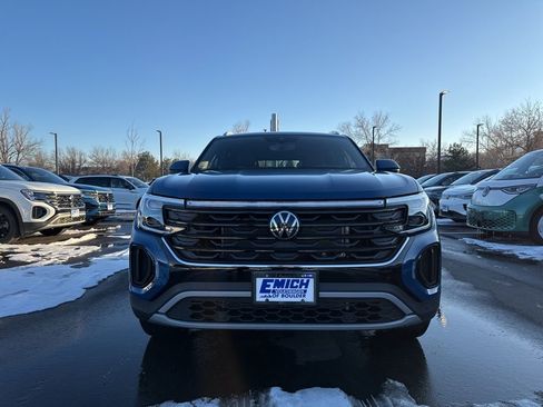 New 2025 Volkswagen Atlas Cross Sport SE image 8