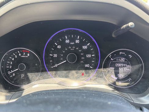 Used 2021 Honda HR-V Sport image 3