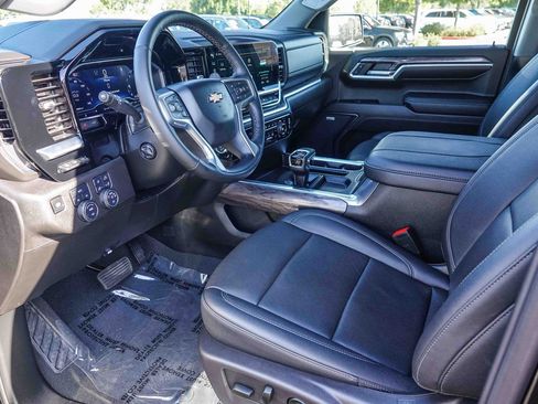 Used 2024 Chevrolet Silverado 1500 LTZ w/ Technology Package image 17