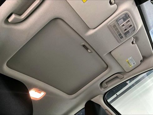 Used 2018 Honda Fit EX image 20