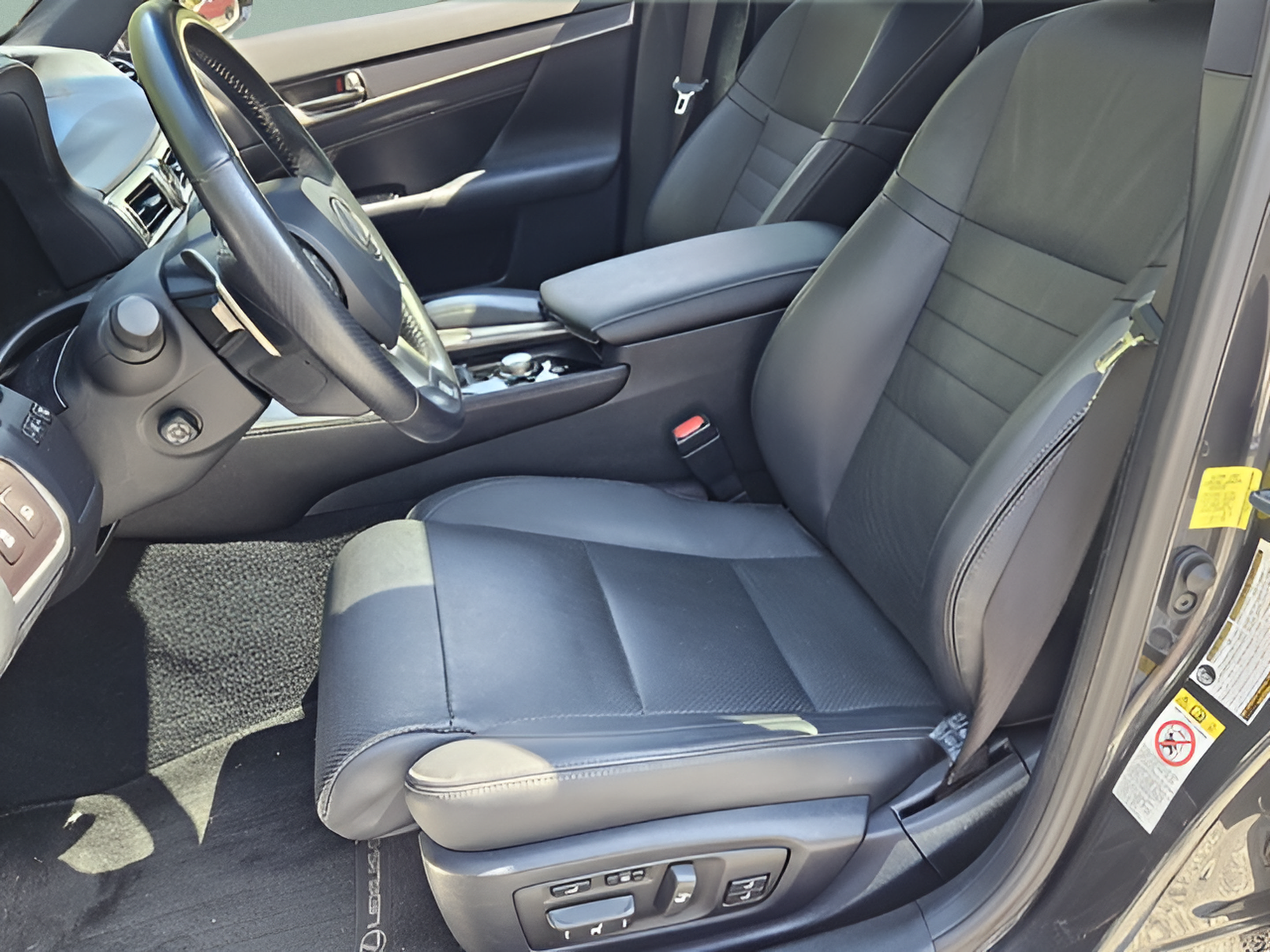 Used 2018 Lexus GS 350 F Sport RWD image 12