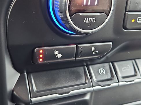 Used 2019 Chevrolet Silverado 1500 LT w/ All-Star Edition image 18