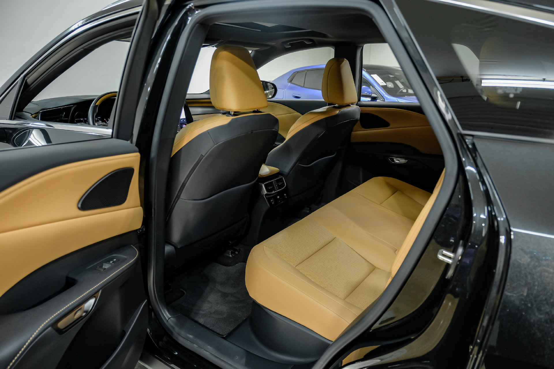 Used 2024 Lexus RX 350 Premium w/ Cold Area Package FWD image 42