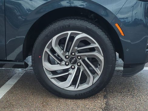 New 2025 Lincoln Navigator L Reserve AWD/4WD image 11