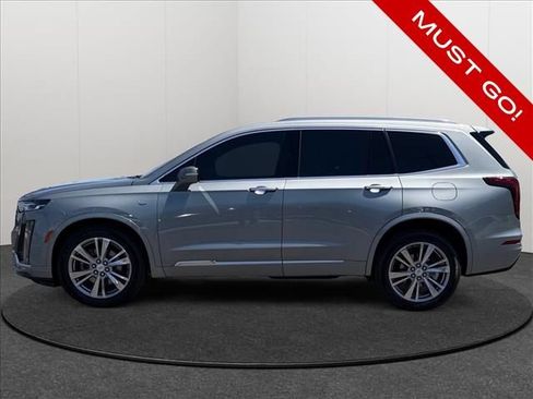 Certified 2024 Cadillac XT6 Premium Luxury w/ LPO, Floor Liner Package AWD/4WD image 2