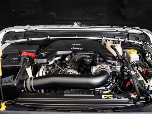 Used 2020 Jeep Wrangler Unlimited Rubicon image 35